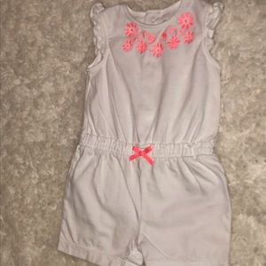 💥Carter’s one piece set.  Size 9m